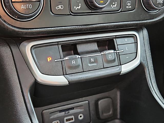 2023 GMC Terrain Vehicle Photo in TREVOSE, PA 19053-4984