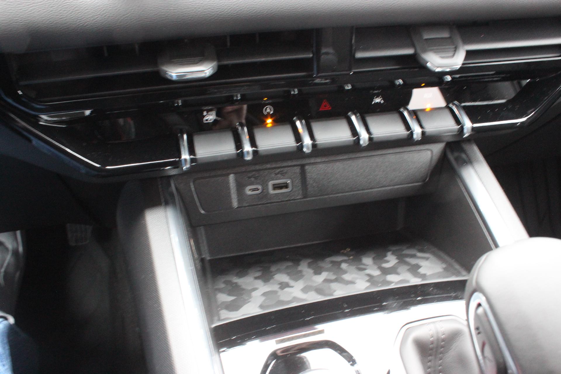 2025 GMC Canyon Vehicle Photo in AURORA, CO 80012-4011