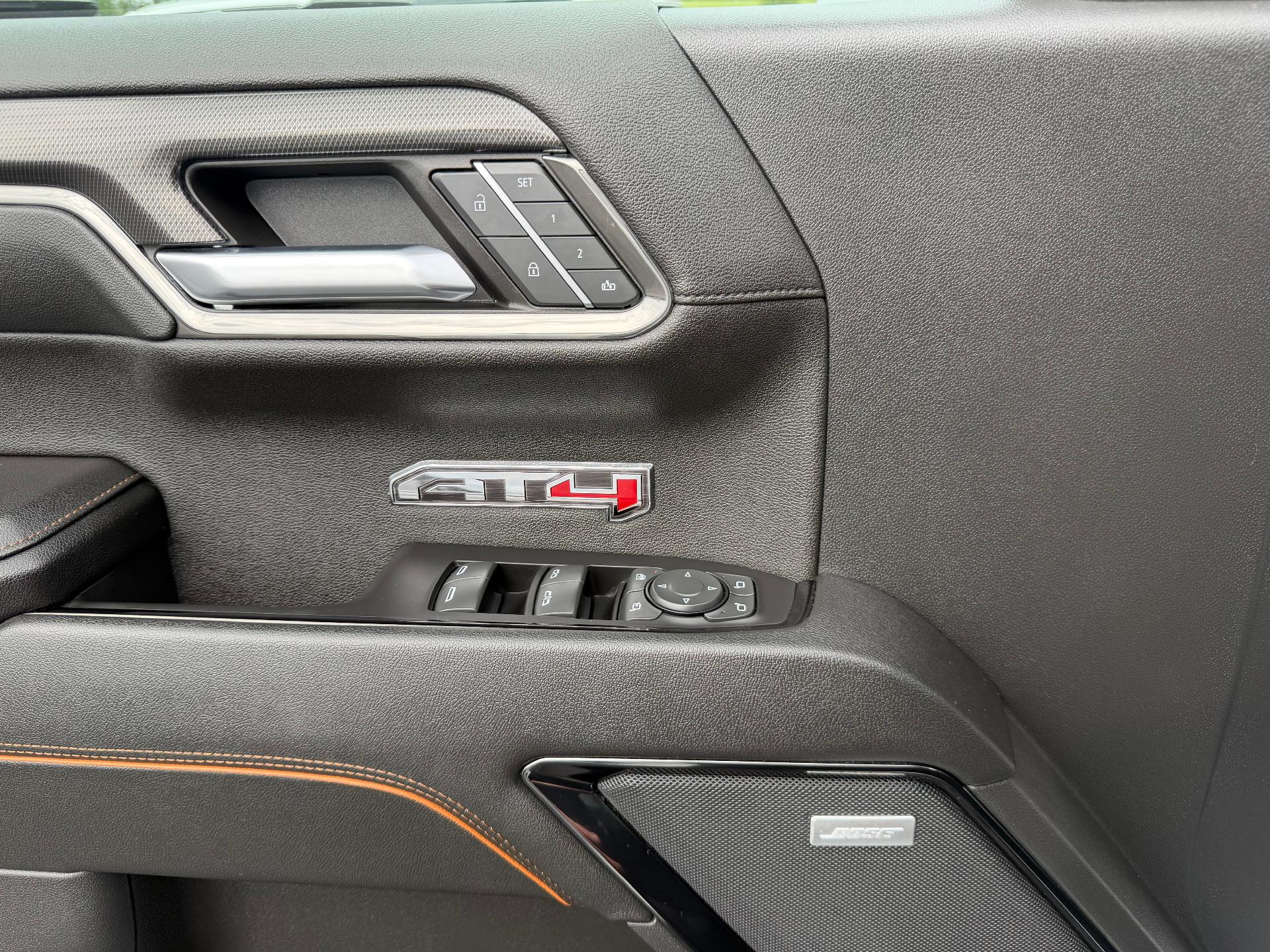 2024 GMC Sierra 1500 photo 28 of 34