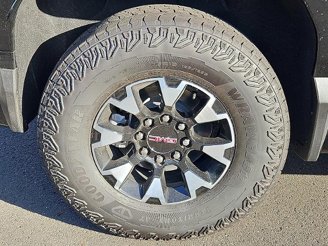 2026 GMC Sierra EV Vehicle Photo in TREVOSE, PA 19053-4984