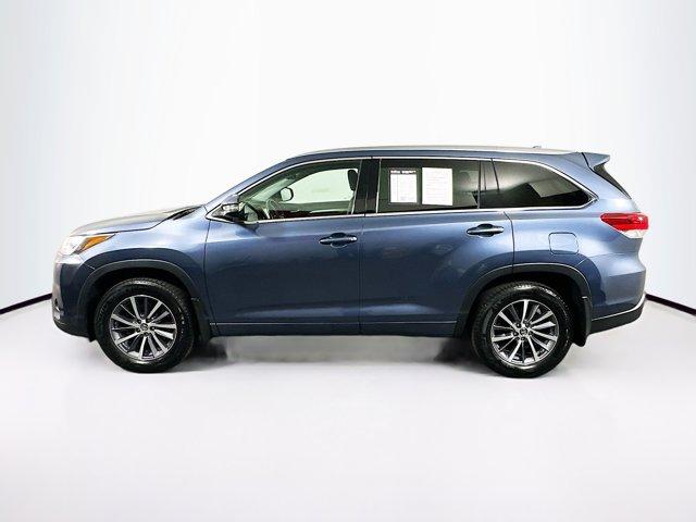 2018 Toyota Highlander Vehicle Photo in Flemington, NJ 08822