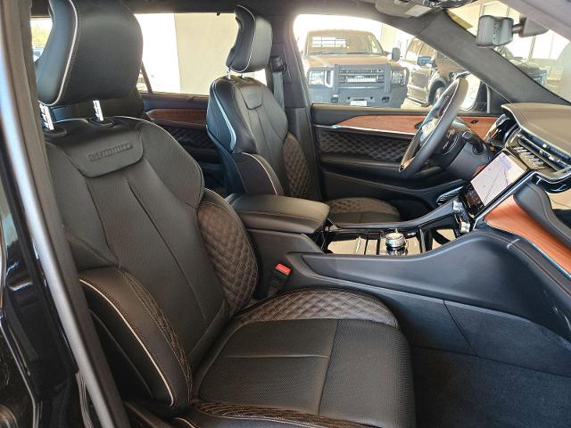 2024 Jeep Grand Cherokee L Vehicle Photo in Weatherford, TX 76087