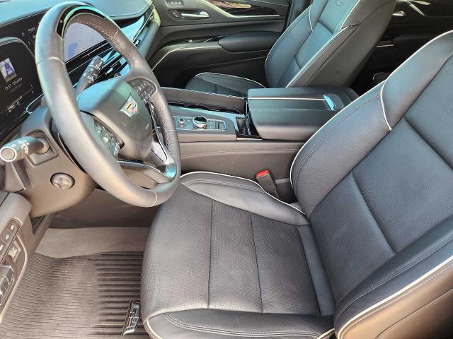 2023 Cadillac Escalade Vehicle Photo in DENTON, TX 76210-9321