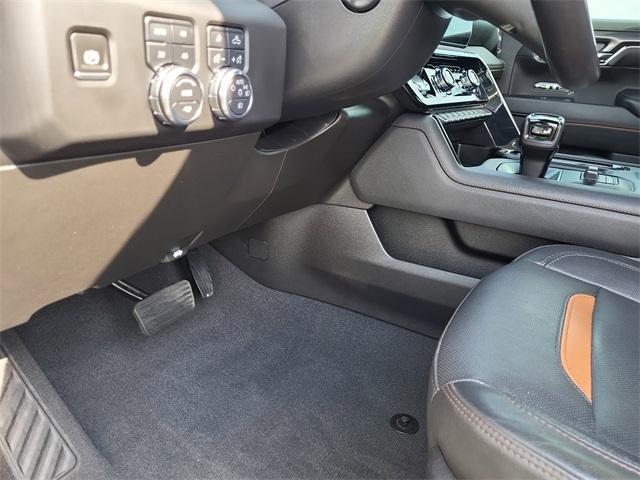 2022 GMC Sierra 1500 Vehicle Photo in AURORA, CO 80012-4011