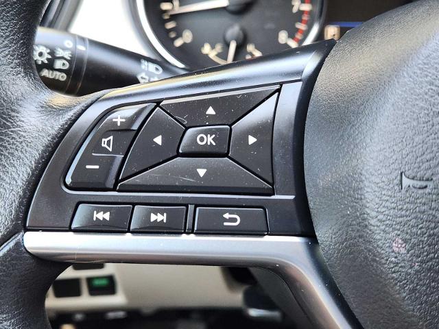 2019 Nissan Rogue Sport Vehicle Photo in DENTON, TX 76210-9321