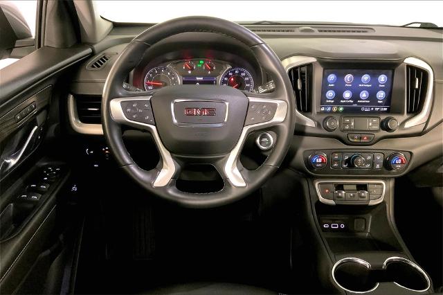 2024 GMC Terrain Vehicle Photo in Lees Summit, MO 64086