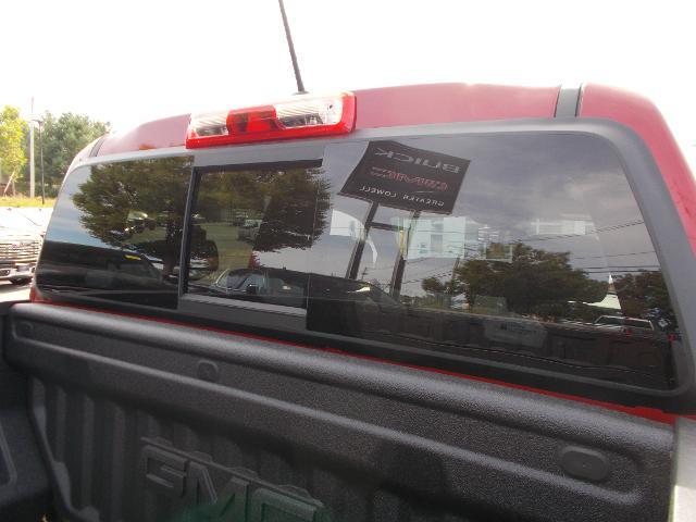 2026 GMC Canyon Vehicle Photo in LOWELL, MA 01852-4336