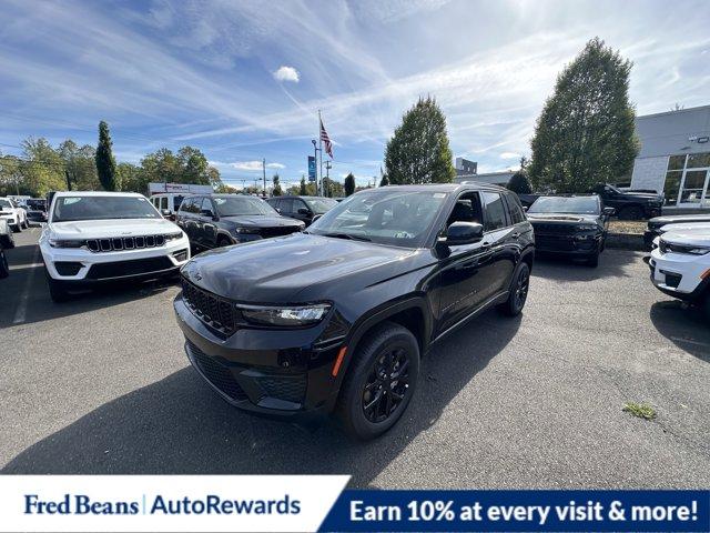 2025 Jeep Grand Cherokee Vehicle Photo in Doylsetown, PA 18901