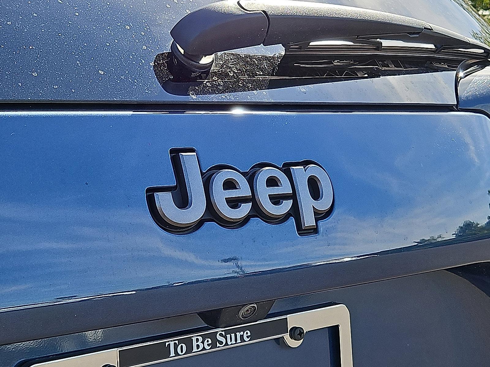 2021 Jeep Cherokee Vehicle Photo in Trevose, PA 19053