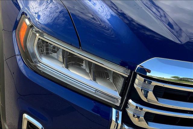 2023 GMC Acadia Vehicle Photo in TOPEKA, KS 66609-0000