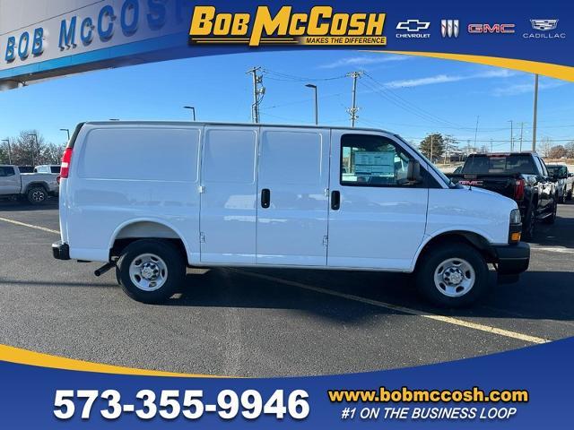 2025 Chevrolet Express Cargo 2500 Vehicle Photo in COLUMBIA, MO 65203-3903