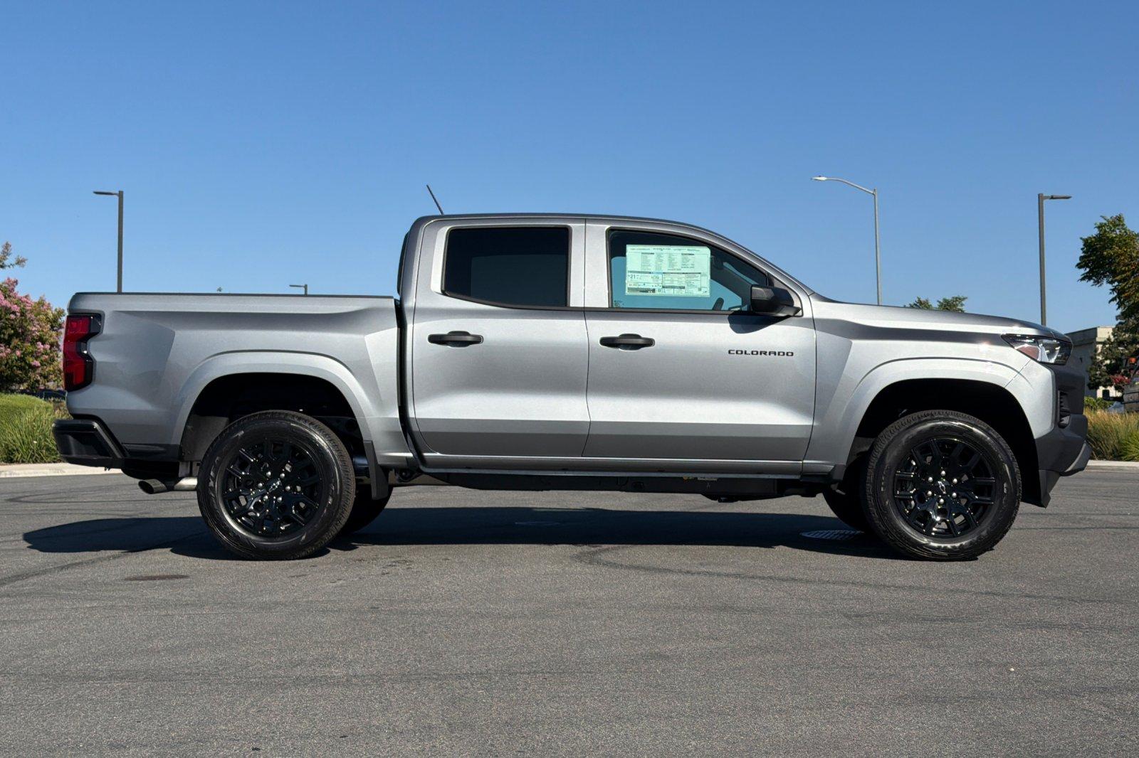 2026 Chevrolet Colorado Work Truck - Photo 23