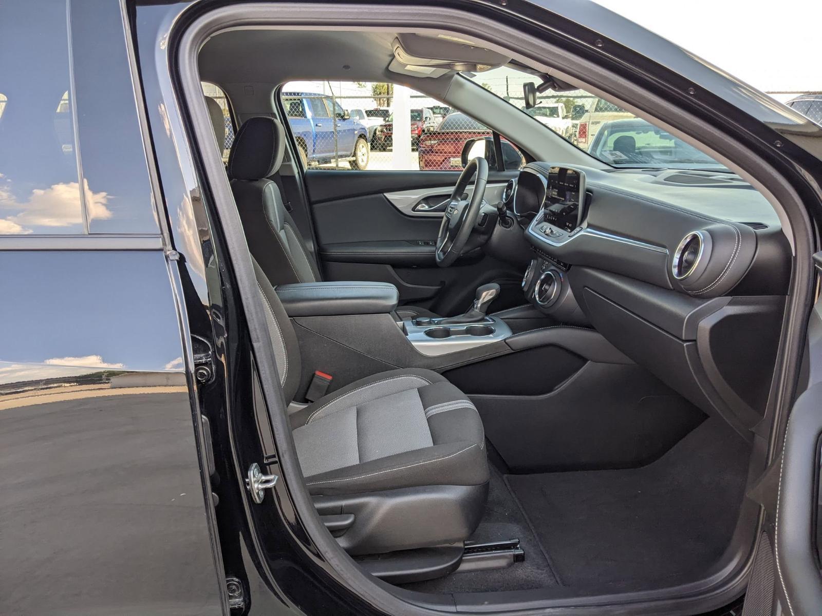 2024 Chevrolet Blazer Vehicle Photo in Seguin, TX 78155