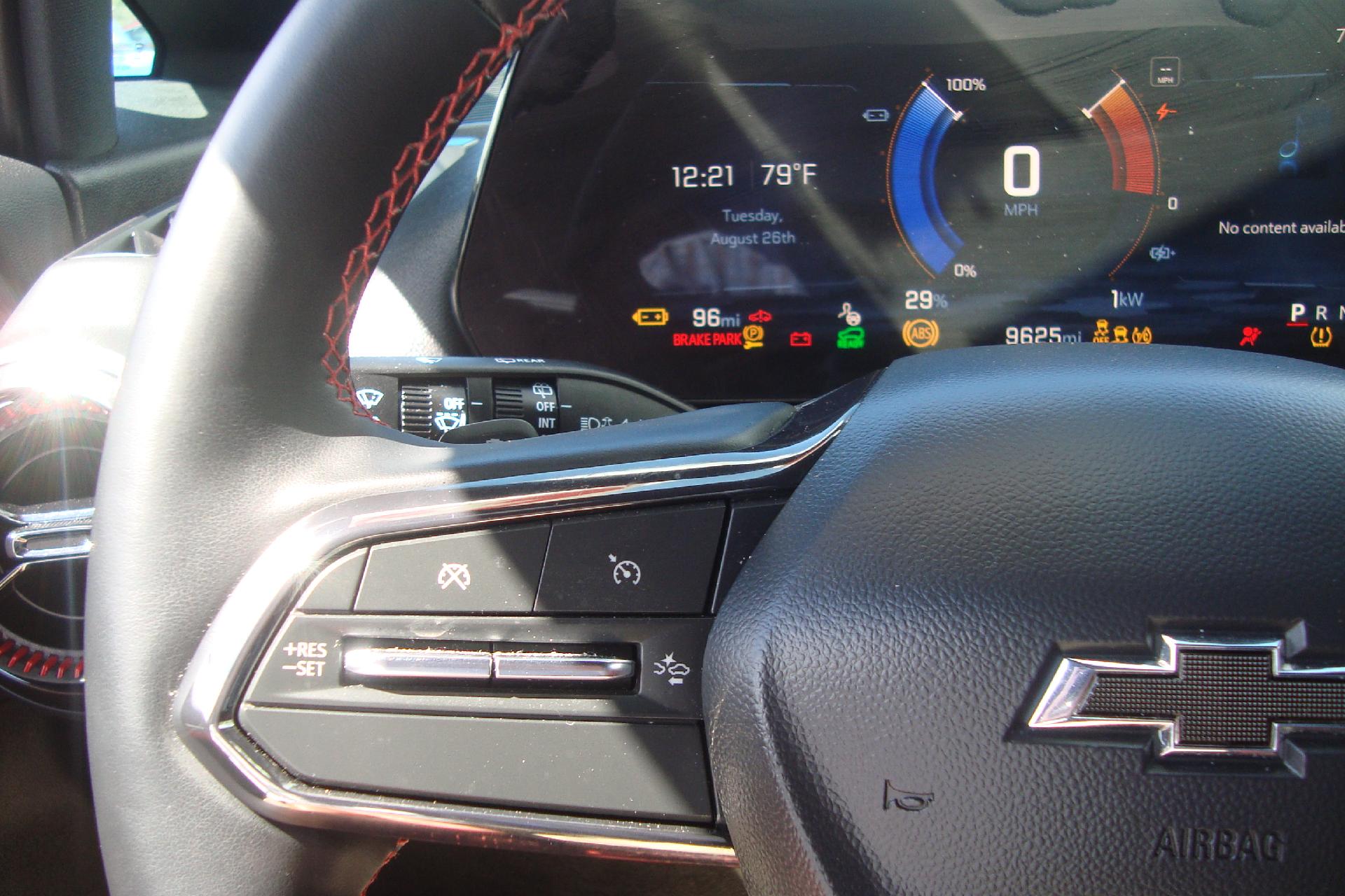 2025 Chevrolet Equinox EV Vehicle Photo in PORTSMOUTH, NH 03801-4196