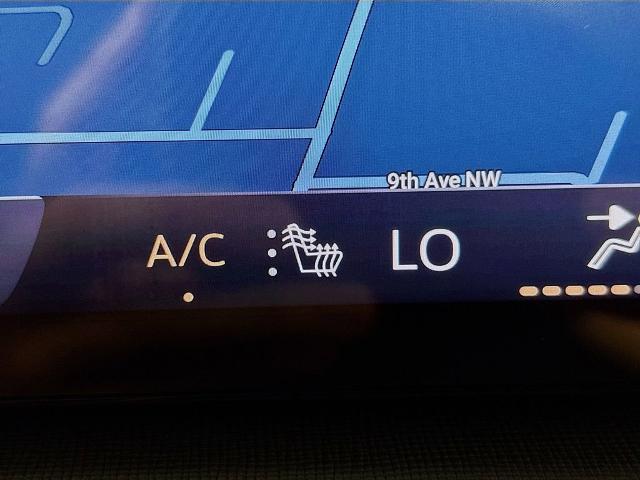 2025 Buick Enclave Vehicle Photo in PUYALLUP, WA 98371-4149