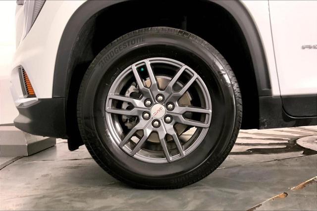 2025 GMC Acadia Vehicle Photo in KANSAS CITY, MO 64114-4502