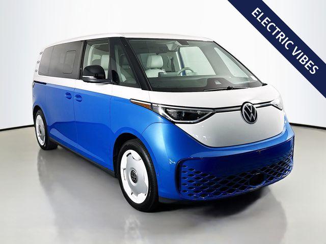 2025 Volkswagen ID. Buzz Vehicle Photo in Puyallup, WA 98371
