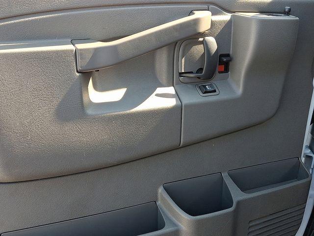 2023 Chevrolet Express Cargo 2500 Vehicle Photo in DANBURY, CT 06810-5034