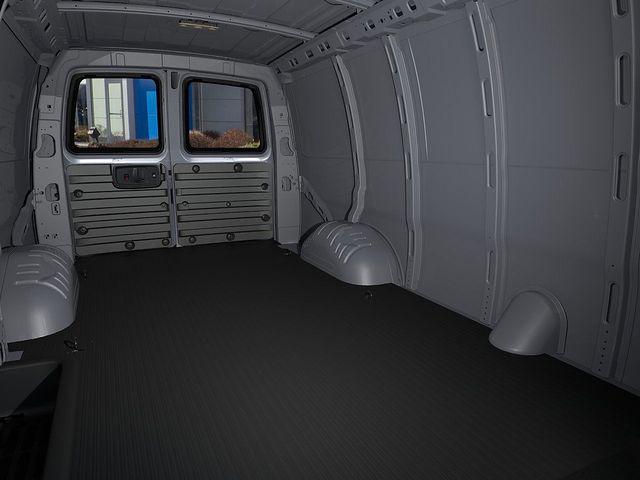 2025 Chevrolet Express Cargo 3500 Vehicle Photo in DANBURY, CT 06810-5034