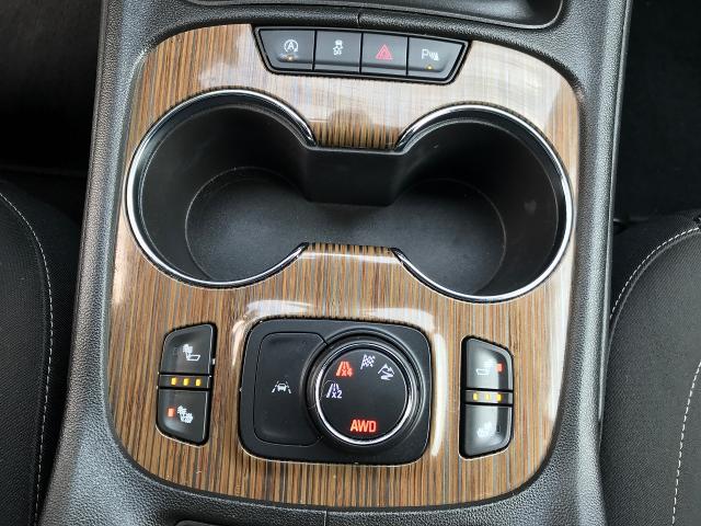 2023 GMC Acadia Vehicle Photo in GREEN BAY, WI 54303-3330