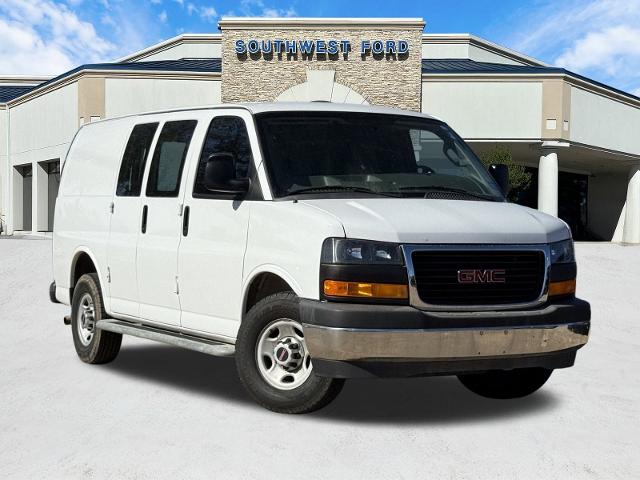 2017 GMC Savana Cargo Van Vehicle Photo in Weatherford, TX 76087