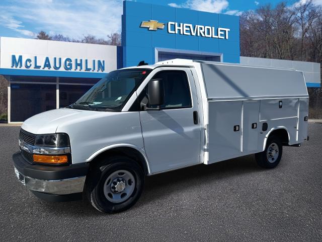 2025 Chevrolet Express Cutaway 3500 Vehicle Photo in WHITMAN, MA 02382-1041