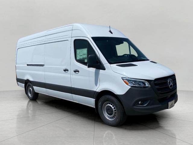 2025 Mercedes-Benz Sprinter Cargo Van Vehicle Photo in Neenah, WI 54956