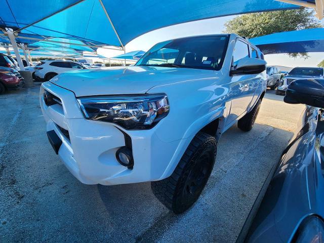 2020 Toyota 4Runner Vehicle Photo in DENTON, TX 76210-9321
