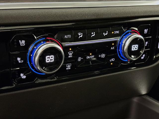 2025 GMC Sierra 3500 HD Vehicle Photo in PUYALLUP, WA 98371-4149