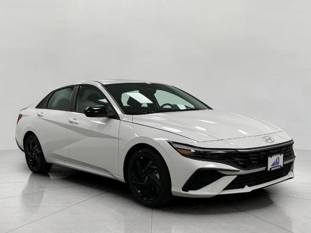 2026 Hyundai ELANTRA Vehicle Photo in Neenah, WI 54956