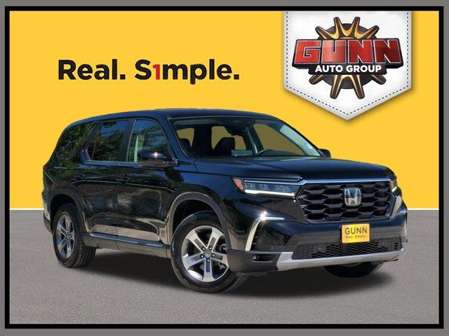 2025 Honda Pilot Vehicle Photo in San Antonio, TX 78230