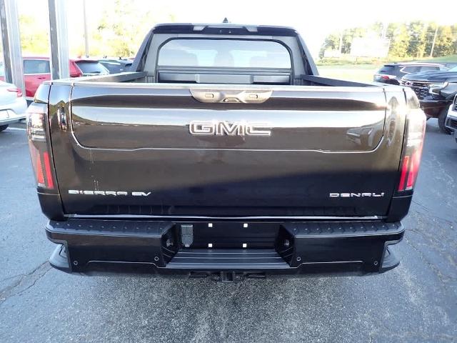 2025 GMC Sierra EV Vehicle Photo in ZELIENOPLE, PA 16063-2910