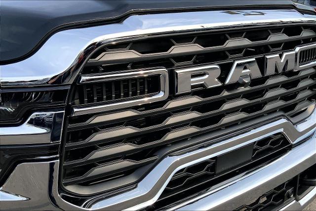 2025 Ram 2500 Vehicle Photo in KANSAS CITY, MO 64114-4502