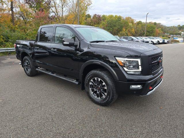 2021 Nissan Titan Vehicle Photo in Pleasant Hills, PA 15236