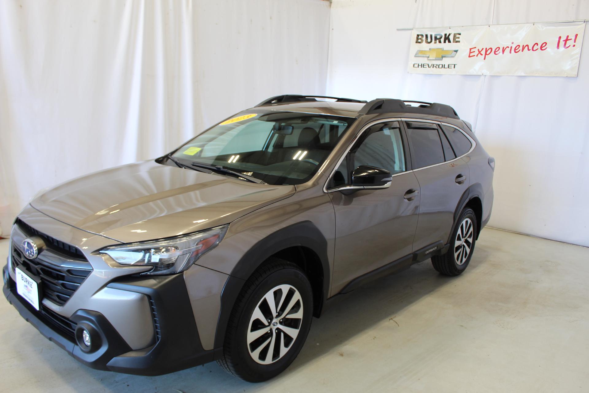 2023 Subaru Outback Vehicle Photo in NORTHAMPTON, MA 01060-1120