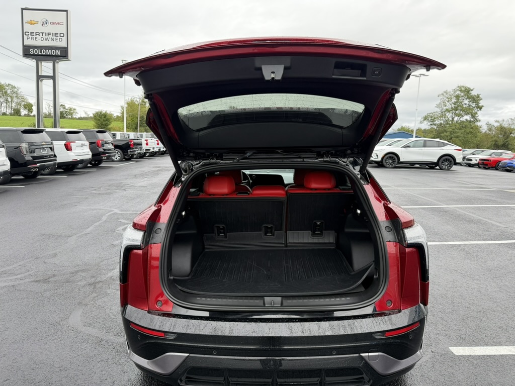 2025 Chevrolet Blazer EV photo 12 of 36