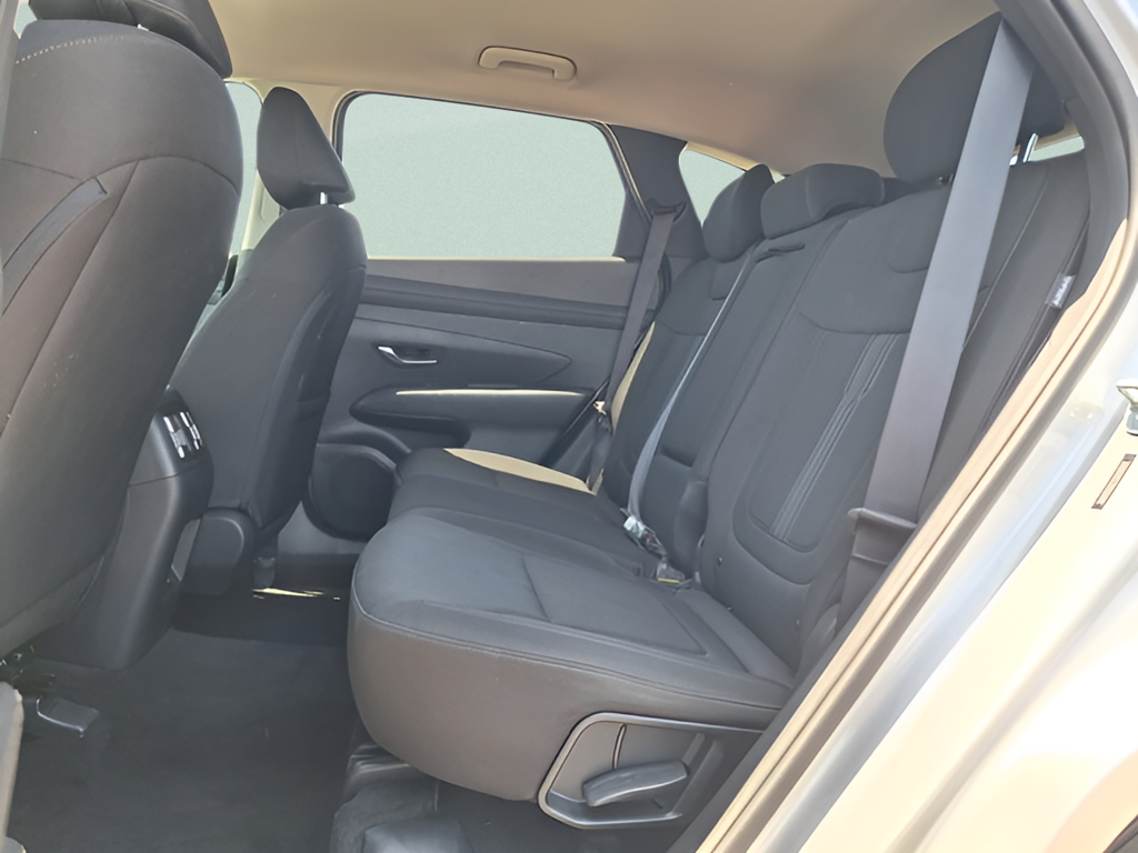 2026 Hyundai Tucson photo 10 of 30