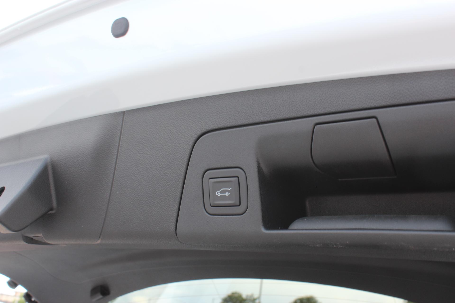 2025 Buick Envision Vehicle Photo in AURORA, CO 80012-4011