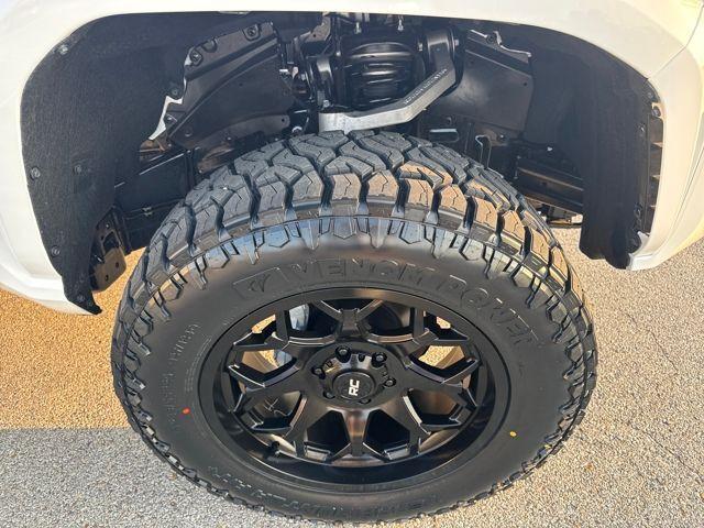 2025 Toyota Tacoma 4WD Vehicle Photo in Jonesboro, AR 72404