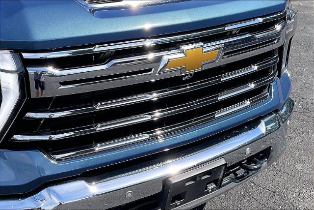 2024 Chevrolet Silverado 2500 HD Vehicle Photo in INDEPENDENCE, MO 64055-1314