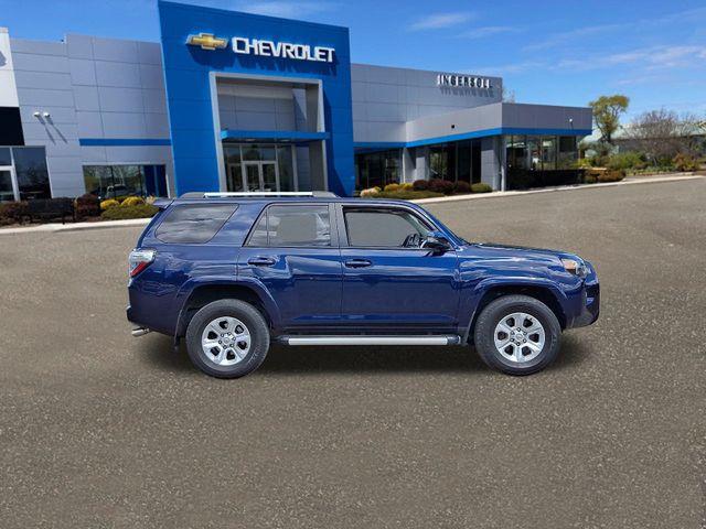 2019 Toyota 4Runner Vehicle Photo in DANBURY, CT 06810-5034