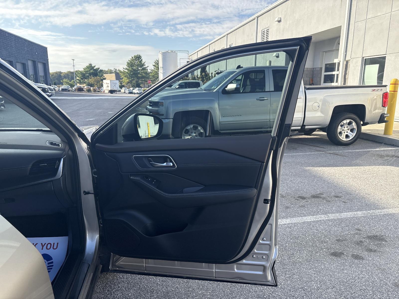 2023 Nissan Rogue Vehicle Photo in Mechanicsburg, PA 17050