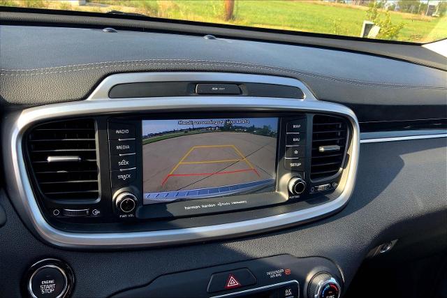 2019 Kia Sorento Vehicle Photo in TOPEKA, KS 66609-0000