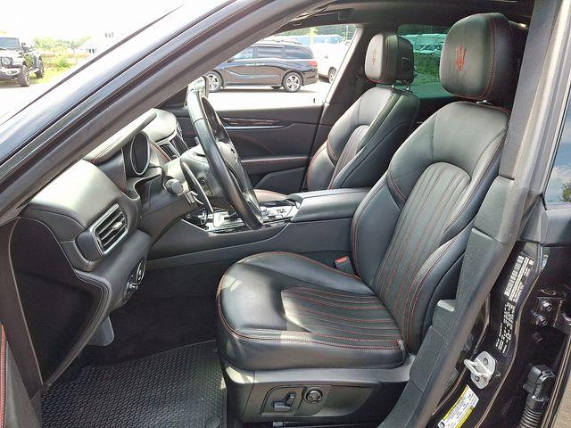 2017 Maserati Levante Vehicle Photo in DANBURY, CT 06810-5034