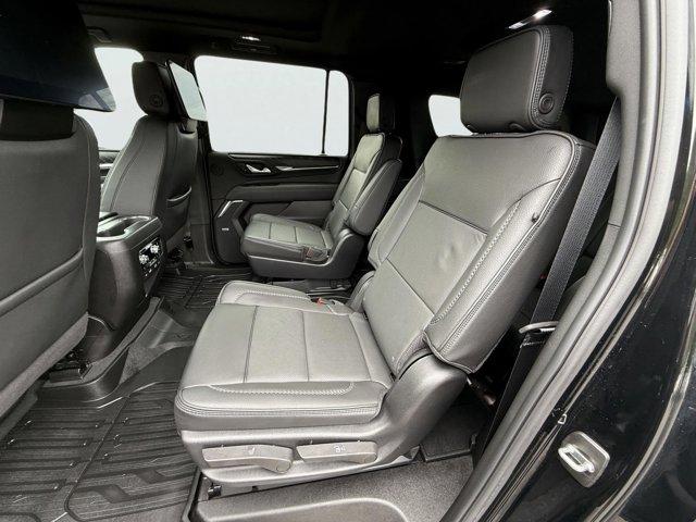 2024 GMC Yukon XL Vehicle Photo in LEOMINSTER, MA 01453-2952