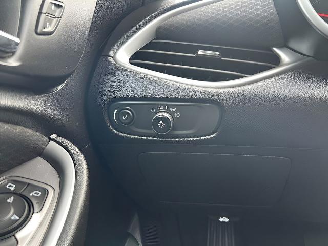 2023 Chevrolet Malibu Vehicle Photo in Cedar Rapids, IA 52402