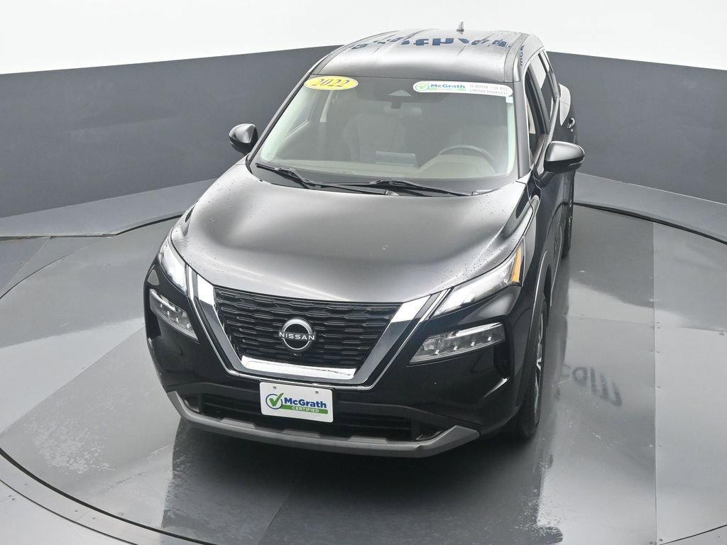 2022 Nissan Rogue Vehicle Photo in Cedar Rapids, IA 52402