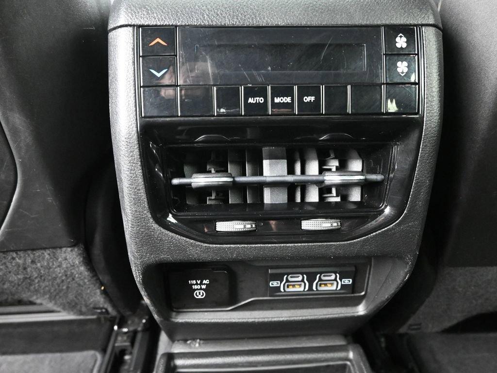 2022 Jeep Grand Cherokee L Vehicle Photo in Cedar Rapids, IA 52402