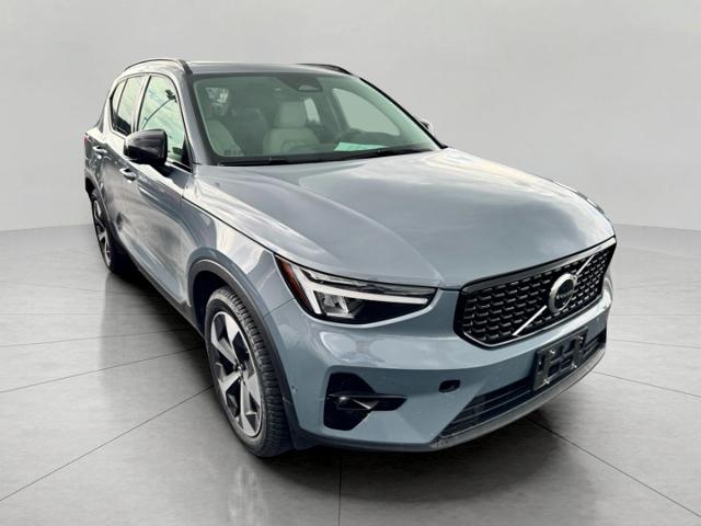 2023 Volvo XC40 Vehicle Photo in Neenah, WI 54956