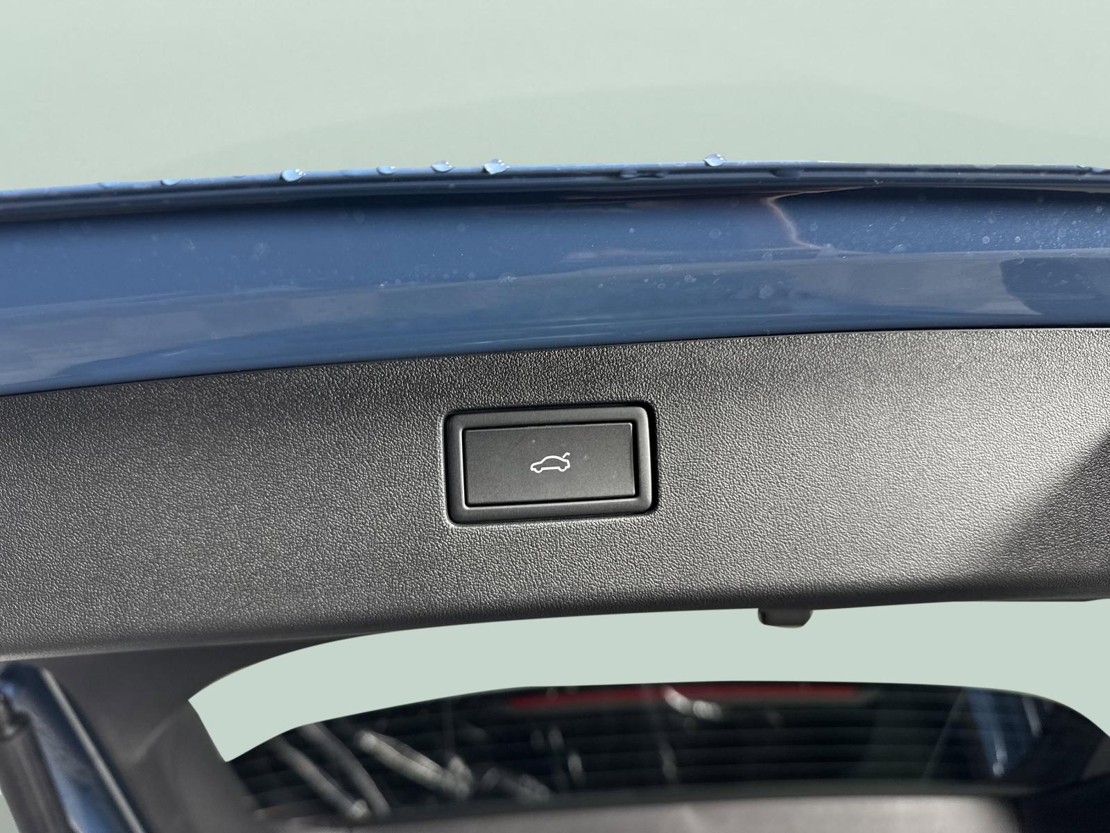2025 Volkswagen Tiguan Vehicle Photo in Georgetown, TX 78626